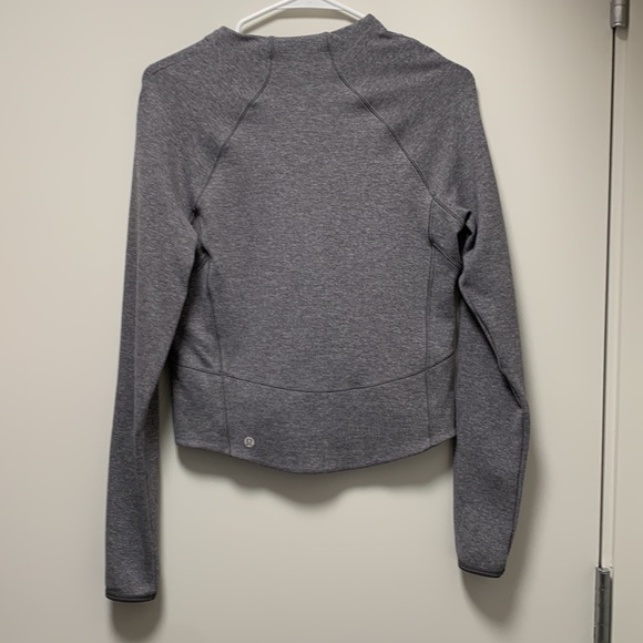 Lululemon Hill and Valley Mock Neck Long Sleeve Sweatshirt in Grey Size 6 - Picture 8 of 10